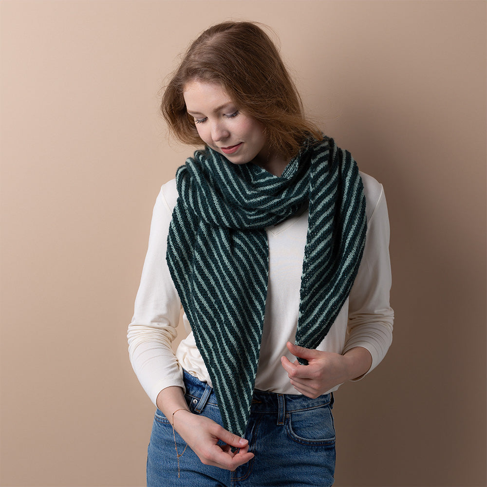 PATTERN | SCARF RIPPLING WAVES