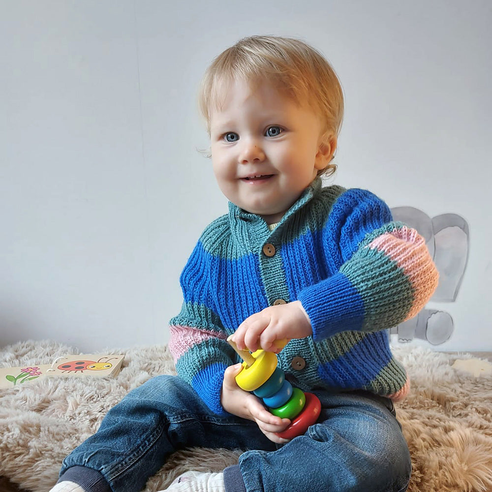 PATTERN | JESINA BABY CARDIGAN